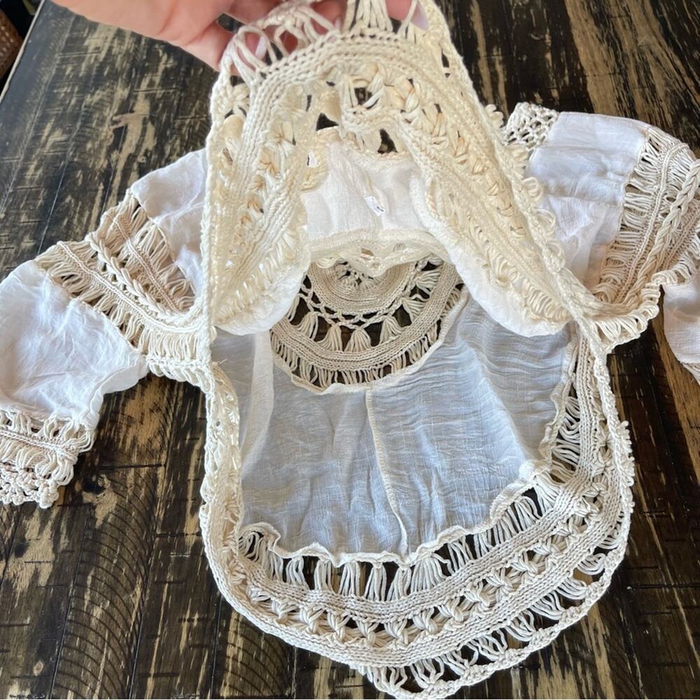 REBELLION - Cream Knit Crochet Boho Top – Size Medium - Picture 11 of 17